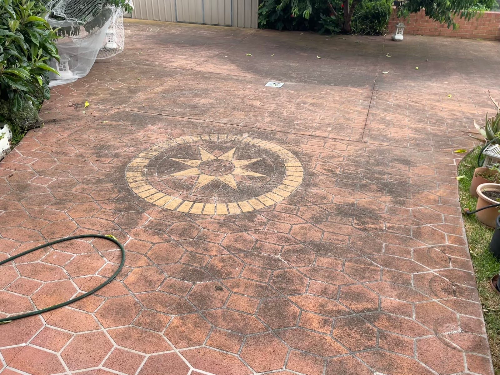 https://auchencleaningservices.com/wp-content/uploads/2024/12/braybrook-cold-water-high-pressure-cleaning-3-1.jpg